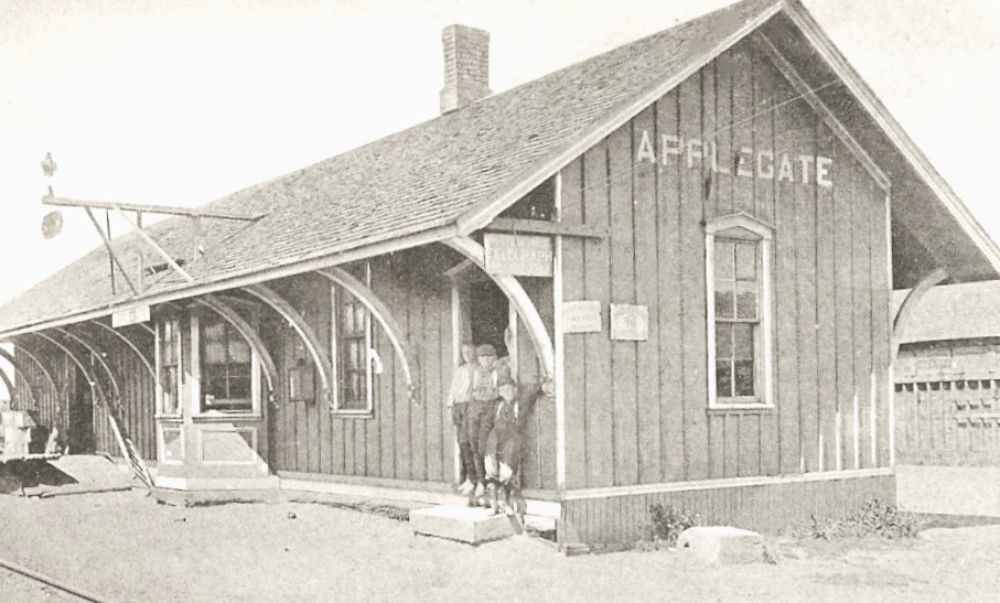 Applegate depot